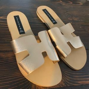 STEVEN By Steve Madden Greece Sandals